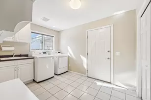 440 Elsie Inn, Mahtomedi, MN 55115 - Photo 25