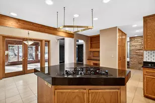 9208 Yukon Ave S, Bloomington, MN 55438 - Photo 15