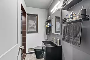 193 150th St W, Apple Valley, MN 55124 - Photo 9