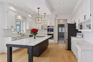 7041 Kenmare Dr, Bloomington, MN 55438 - Photo 37