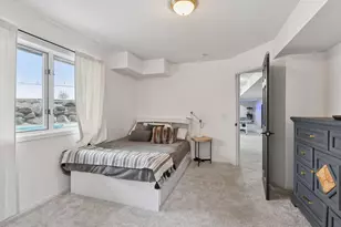 7041 Kenmare Dr, Bloomington, MN 55438 - Photo 73