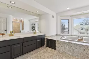 7041 Kenmare Dr, Bloomington, MN 55438 - Photo 49