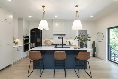 625 Ivy Falls Avenue, Mendota Heights, MN 55118 - Photo 9