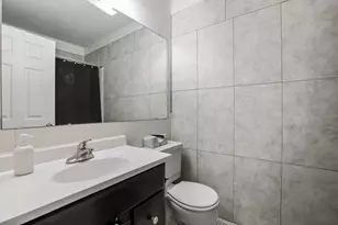 1274 Trailwood S, Hopkins, MN 55343 - Photo 17