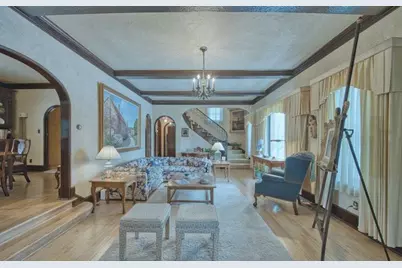 1001 E Howard Street, Hibbing, MN 55746 - Photo 5