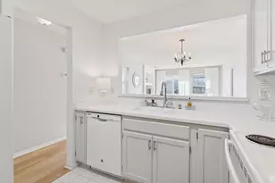 2425 Upland Ln N, Plymouth, MN 55447 - Photo 21