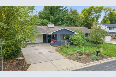 396 Thompson Avenue W, West Saint Paul, MN 55118 - Photo 1