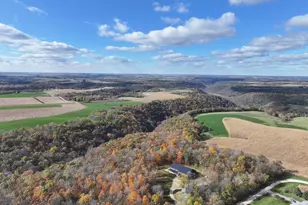 26085 Frank Hill Rd, Winona, MN 55987 - Photo 41