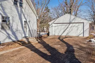 2068 Longview Dr, New Brighton, MN 55112 - Photo 23