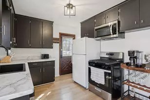 2068 Longview Dr, New Brighton, MN 55112 - Photo 9