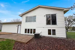 14012 Underclift St NW, Andover, MN 55304 - Photo 5