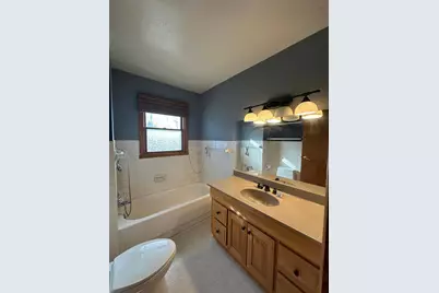 101 E Virginia Street, Luverne, MN 56156 - Photo 17