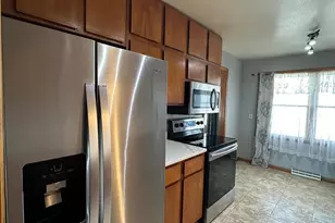 101 E Virginia St, Luverne, MN 56156 - Photo 5