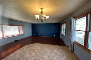 101 E Virginia St, Luverne, MN 56156 - Photo 9