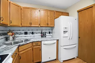 114 Carmel Ave W, West Saint Paul, MN 55118 - Photo 17