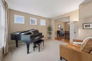 7428 Bent Bow Trail, Chanhassen, MN 55317 - Photo 5