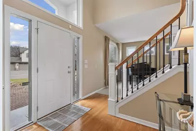 7428 Bent Bow Trail, Chanhassen, MN 55317 - Photo 3