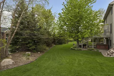 7428 Bent Bow Trail, Chanhassen, MN 55317 - Photo 15
