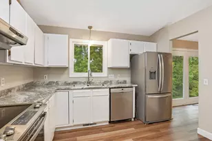 8616 Windward Cir, Eden Prairie, MN 55344 - Photo 7