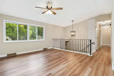 8616 Windward Circle, Eden Prairie, MN 55344 - Photo 3