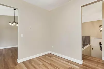 8616 Windward Circle, Eden Prairie, MN 55344 - Photo 9