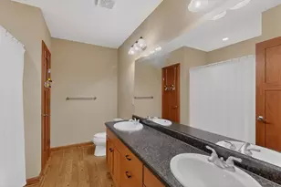 4063 Autumn Lake Ct SW, Rochester, MN 55902 - Photo 43