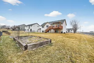 212 Keystone Dr NE, Pine Island, MN 55963 - Photo 41