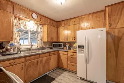 142 3rd Avenue SW, Winnebago, MN 56098 - Photo 7