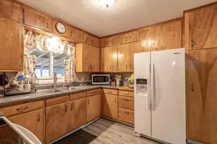 142 3rd Ave SW, Winnebago, MN 56098 - Photo 7