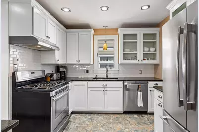 782 Rose Avenue E, Saint Paul, MN 55106 - Photo 13