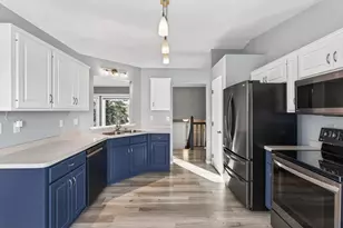 13995 Brunswick Ave S, Savage, MN 55378 - Photo 9