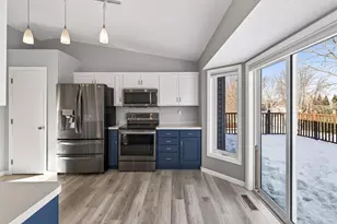 13995 Brunswick Ave S, Savage, MN 55378 - Photo 7