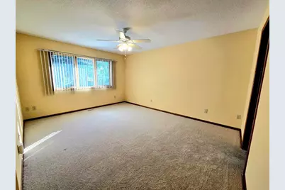 642 Jenisa Drive, Saint Cloud, MN 56301 - Photo 11