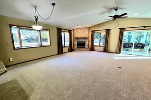 642 Jenisa Dr, Saint Cloud, MN 56301 - Photo 7