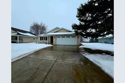 642 Jenisa Drive, Saint Cloud, MN 56301 - Photo 1