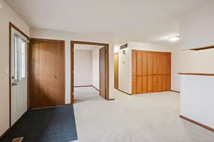 2706 Brookdale Ln, Brooklyn Park, MN 55444 - Photo 7