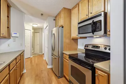 5970 Chasewood Parkway #201, Hopkins, MN 55343 - Photo 11