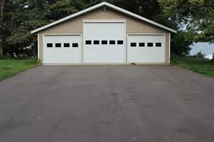 215 4th St NW, Glenwood, MN 56334 - Photo 9
