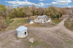 1958 State Hwy 15, Truman, MN 56088 - Photo 17