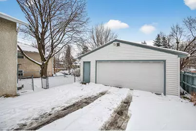 1070 Dale Street N, Saint Paul, MN 55117 - Photo 39