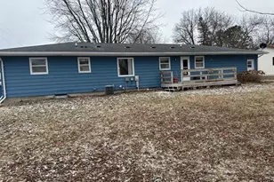 519 E Hollett St, Tracy, MN 56175 - Photo 15