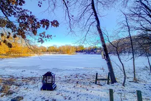 86 Old Wildwood Rd, Mahtomedi, MN 55115 - Photo 7