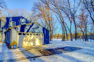 86 Old Wildwood Rd, Mahtomedi, MN 55115 - Photo 3