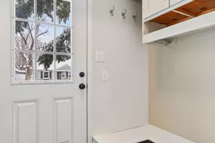 2601 Kentucky Ave S, Saint Louis Park, MN 55426 - Photo 17