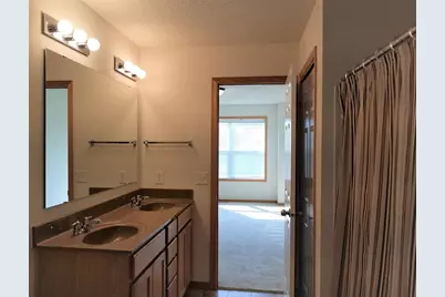 11810 Emery Village Drive N, Champlin, MN 55316 - Photo 19