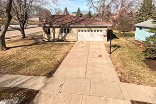 979 S Prairie Ave, Fairmont, MN 56031 - Photo 47