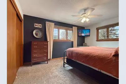 979 S Prairie Avenue, Fairmont, MN 56031 - Photo 21