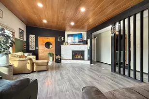 979 S Prairie Ave, Fairmont, MN 56031 - Photo 9