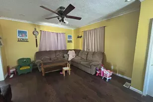 216 N 6th St, Montevideo, MN 56265 - Photo 5