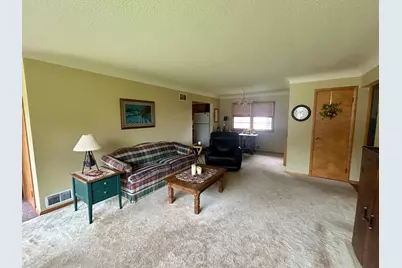 1003 N Renville Street, Winthrop, MN 55396 - Photo 7